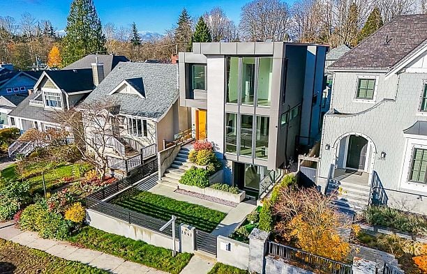3941 W 24th Avenue Dunbar