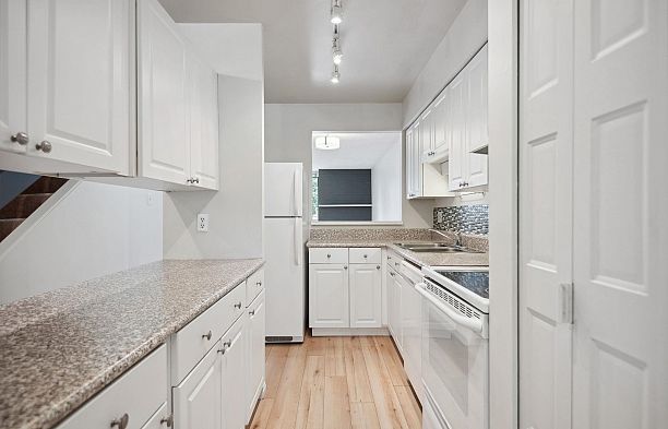 3961 Springtree Drive Quilchena