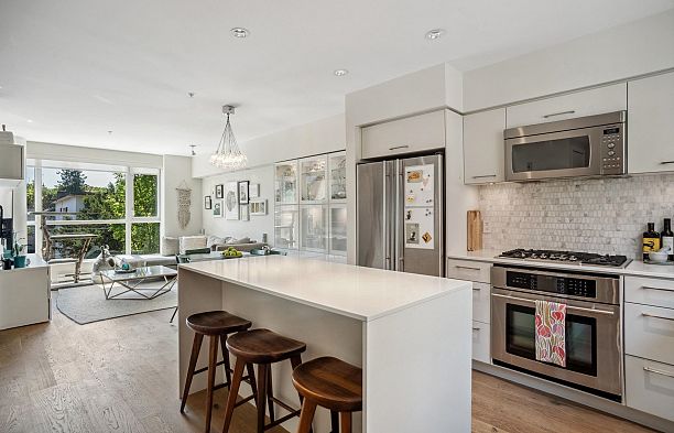 207 1961 Collingwood Street Kitsilano