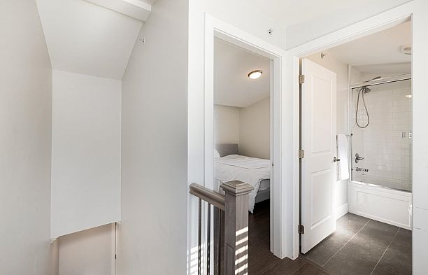 50 E 47 AVENUE, Vancouver BC V5W 2A5 Main