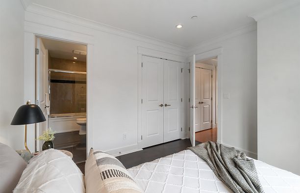 2721 W 5th Avenue Kitsilano