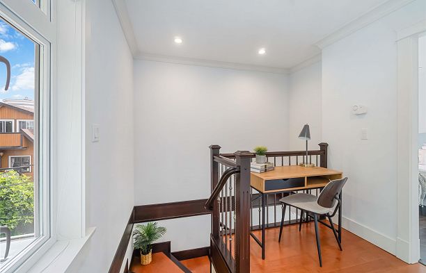 2721 W 5th Avenue Kitsilano