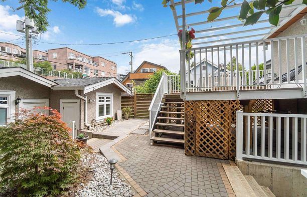 2721 W 5th Avenue Kitsilano