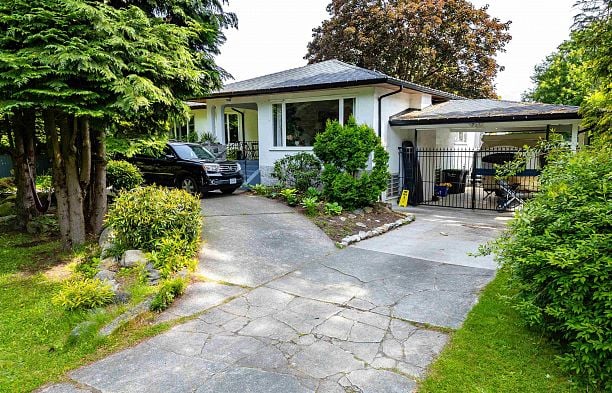 3350 Osler Street Shaughnessy