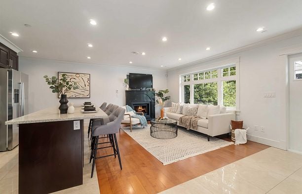 2721 W 5th Avenue Kitsilano