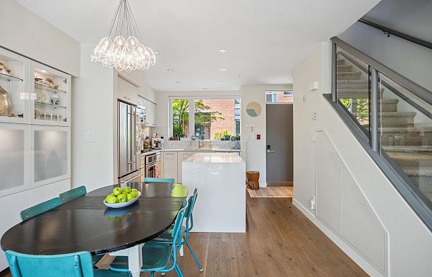 207 1961 Collingwood Street Kitsilano
