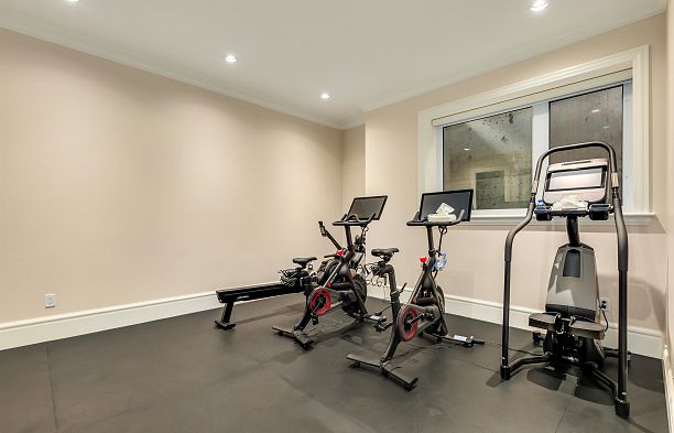 1335 W 26th Avenue Shaughnessy