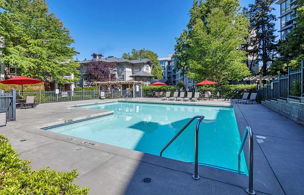 201 4883 Maclure Mews Quilchena
