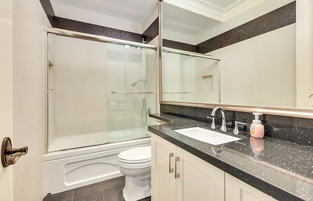 1335 W 26th Avenue Shaughnessy