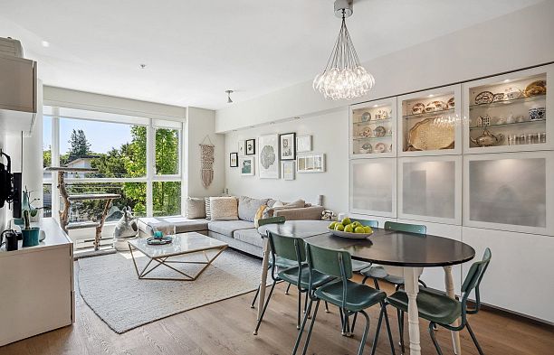 207 1961 Collingwood Street Kitsilano