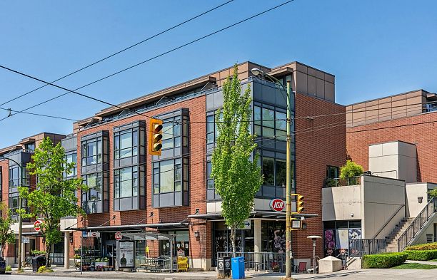 207 1961 Collingwood Street Kitsilano