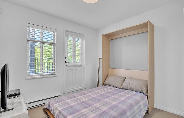 29 3036 W 4 Avenue Kitsilano