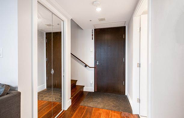 407 499 Broughton Street Coal Harbour