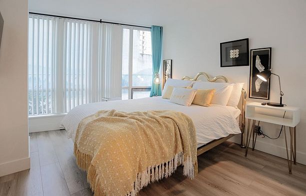 805 1166 Melville Street Coal Harbour