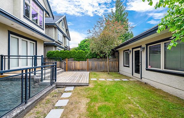 3772 W 19th Avenue Dunbar
