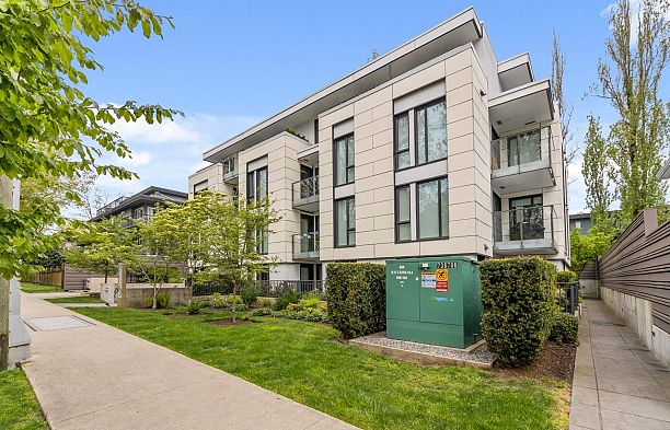 402-2239 W 7th Avenue Kitsilano