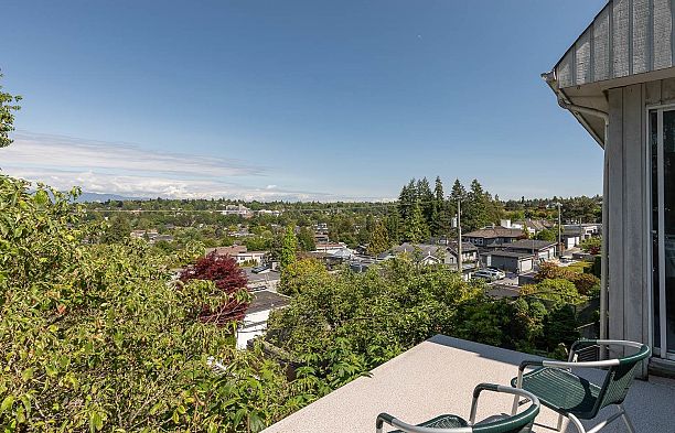 4376 Quesnel Drive Arbutus