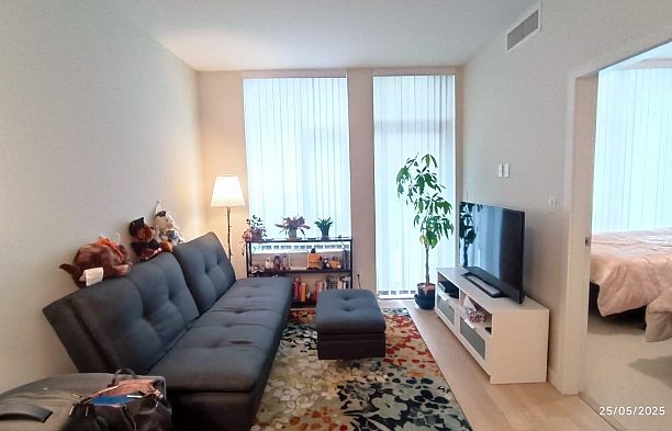 512 2033 W 10th Avenue Kitsilano