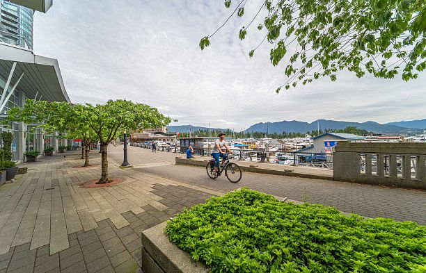 704 1333 W Georgia Street Coal Harbour
