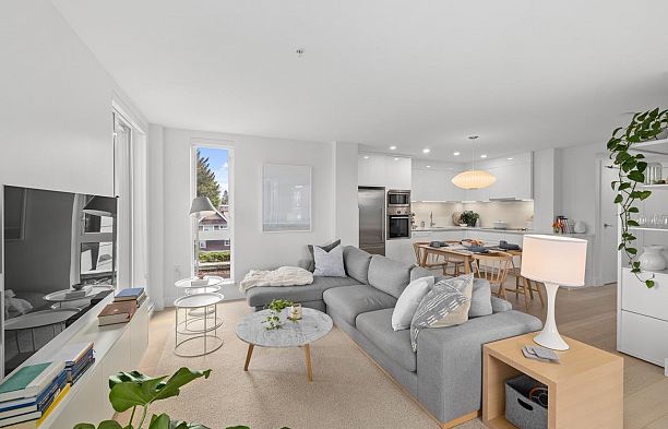 402-2239 W 7th Avenue Kitsilano