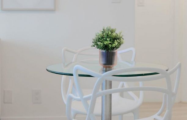 805 1166 Melville Street Coal Harbour