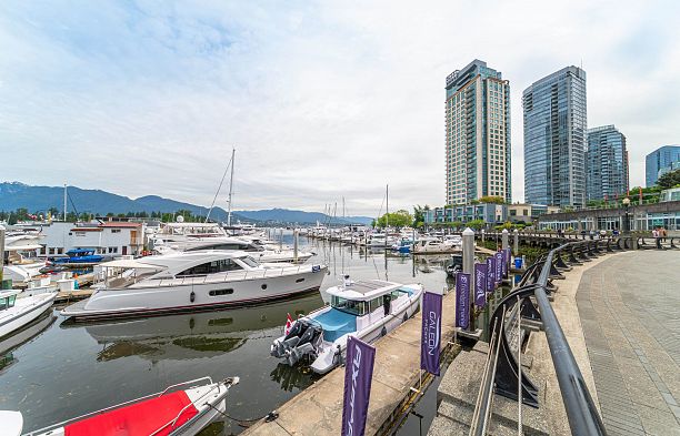 704 1333 W Georgia Street Coal Harbour