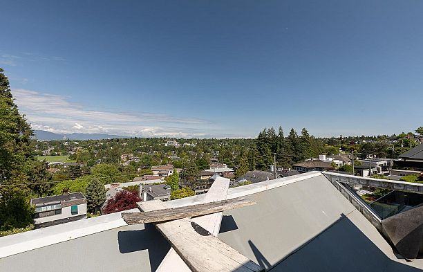 4376 Quesnel Drive Arbutus