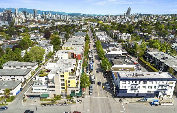 1003 2370 W 2nd Avenue Kitsilano