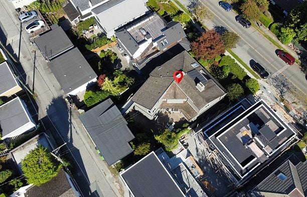 4393 Puget Drive Arbutus