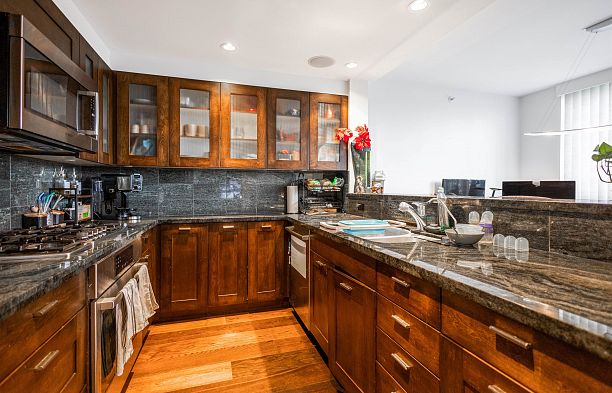407 499 Broughton Street Coal Harbour