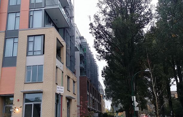 512 2033 W 10th Avenue Kitsilano