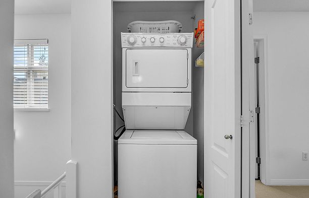 29 3036 W 4 Avenue Kitsilano