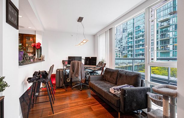407 499 Broughton Street Coal Harbour