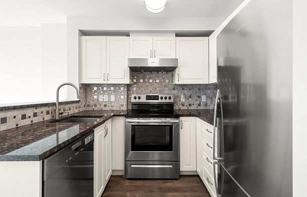 715 2799 Yew Street Kitsilano