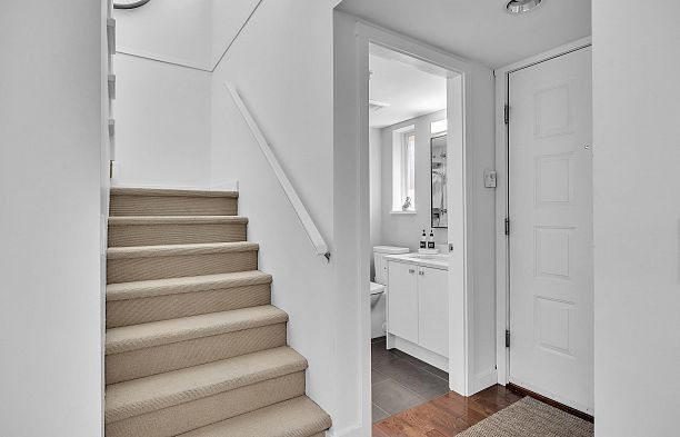29 3036 W 4 Avenue Kitsilano