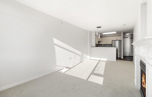 715 2799 Yew Street Kitsilano