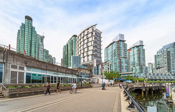 704 1333 W Georgia Street Coal Harbour