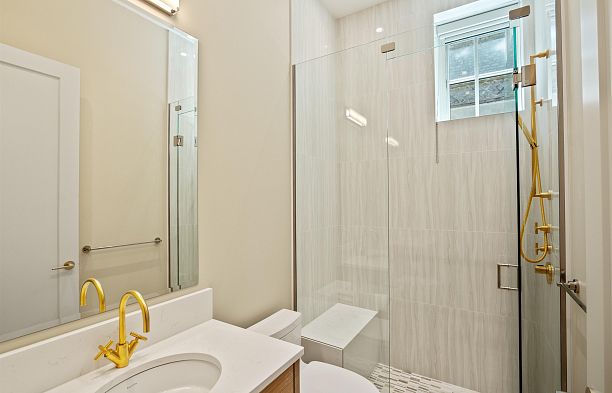 5912 Churchill Street South Granville