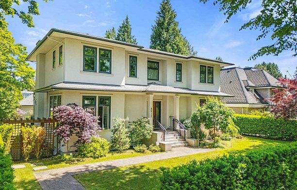 5912 Churchill Street South Granville