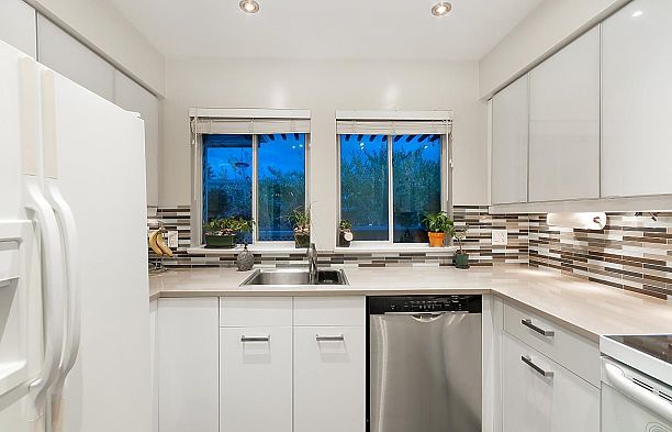 412 1880 W 6th Avenue Kitsilano