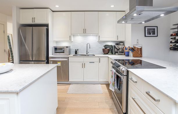 103 3220 W 4th Avenue Kitsilano