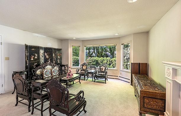 6056 Trafalgar Street Kerrisdale