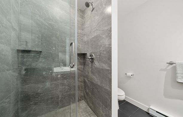 402 2828 Yew Street Kitsilano