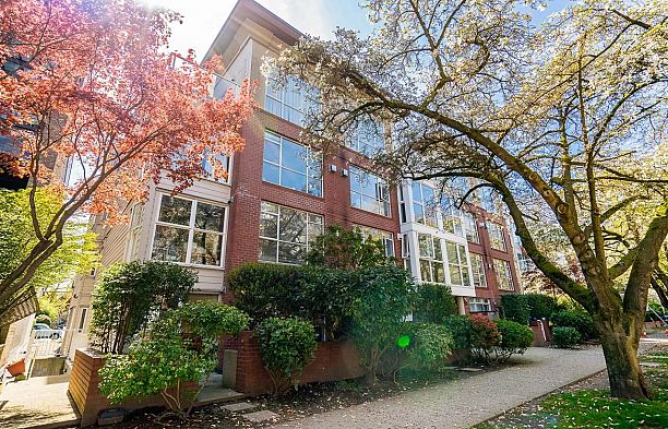 104 2268 W 12th Avenue Kitsilano