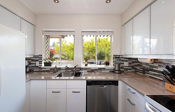 412 1880 W 6th Avenue Kitsilano