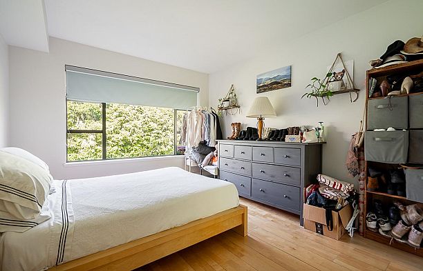 304 2119 Yew Street Kitsilano
