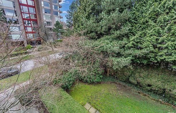 302 2121 W 38th Avenue Kerrisdale