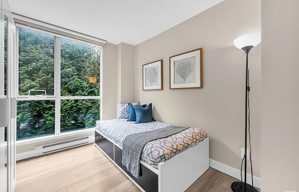 302 2121 W 38th Avenue Kerrisdale