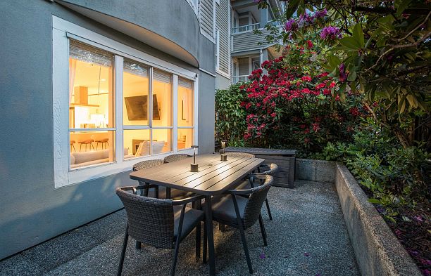 103 3220 W 4th Avenue Kitsilano