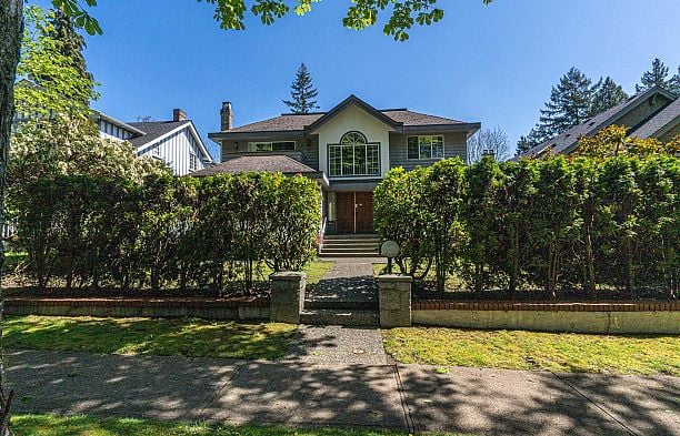 6056 Trafalgar Street Kerrisdale